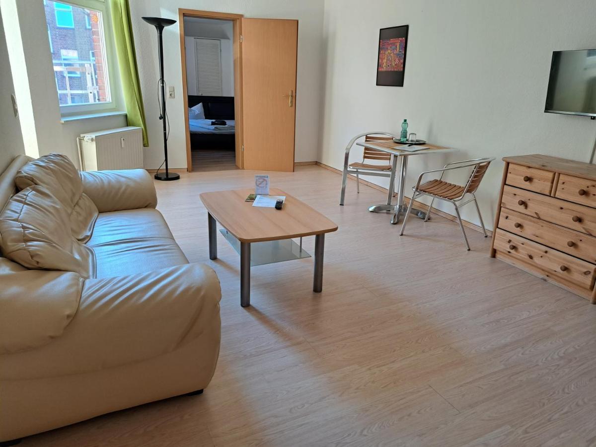 Apartment-Hotel Schillerplatz Wittenberge Esterno foto
