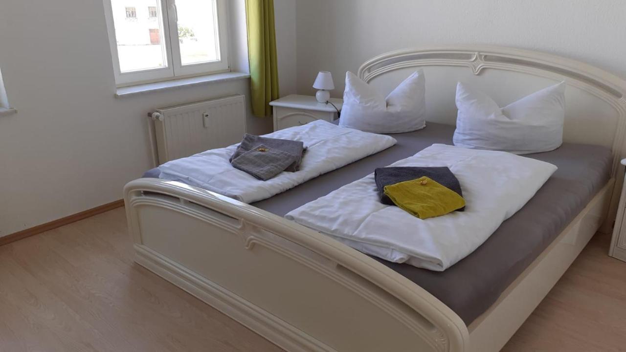 Apartment-Hotel Schillerplatz Wittenberge Esterno foto