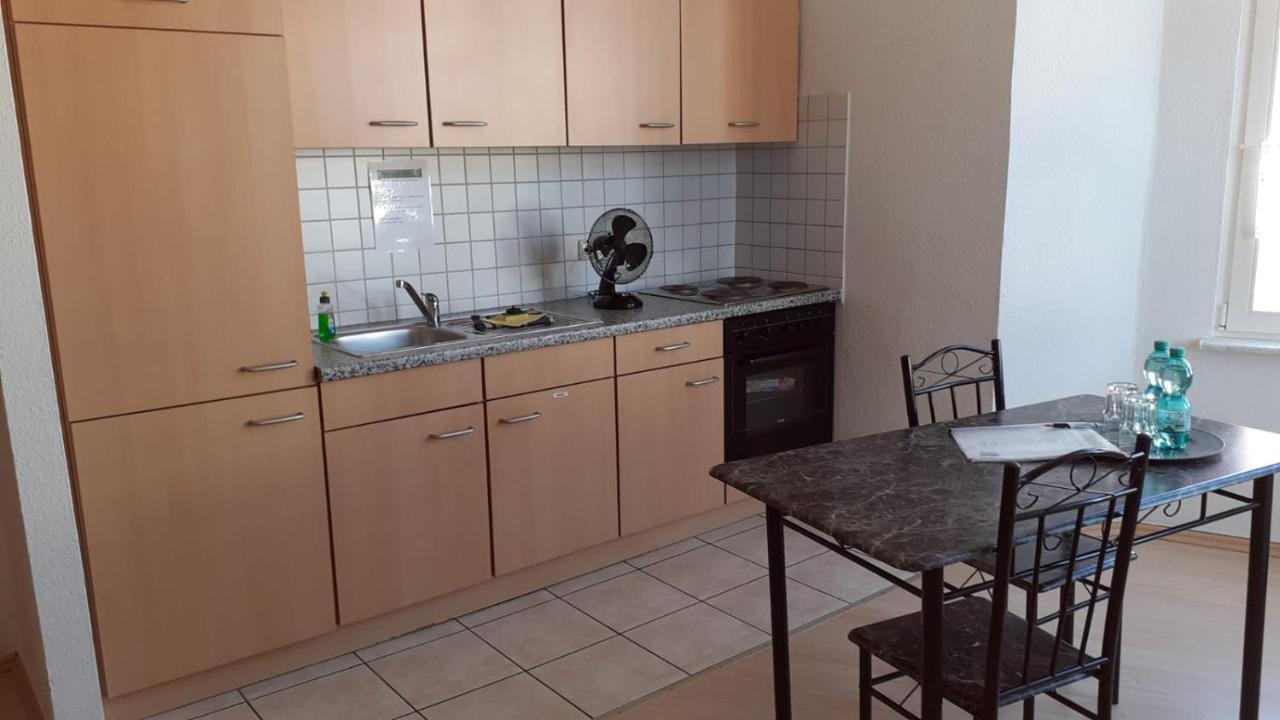 Apartment-Hotel Schillerplatz Wittenberge Esterno foto