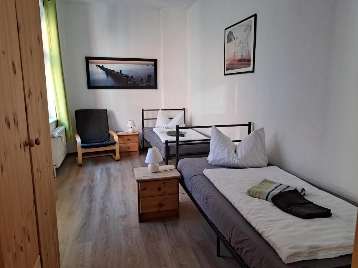 Apartment-Hotel Schillerplatz Wittenberge Esterno foto