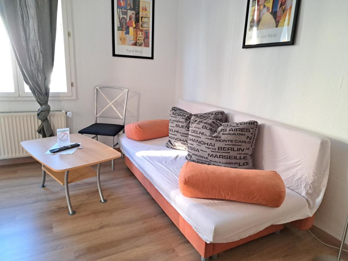 Apartment-Hotel Schillerplatz Wittenberge Esterno foto
