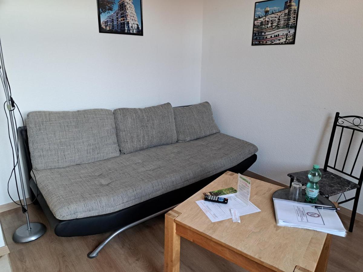Apartment-Hotel Schillerplatz Wittenberge Esterno foto