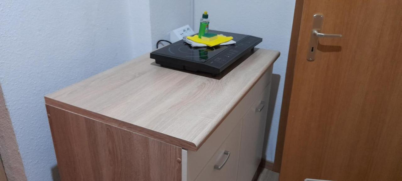 Apartment-Hotel Schillerplatz Wittenberge Esterno foto