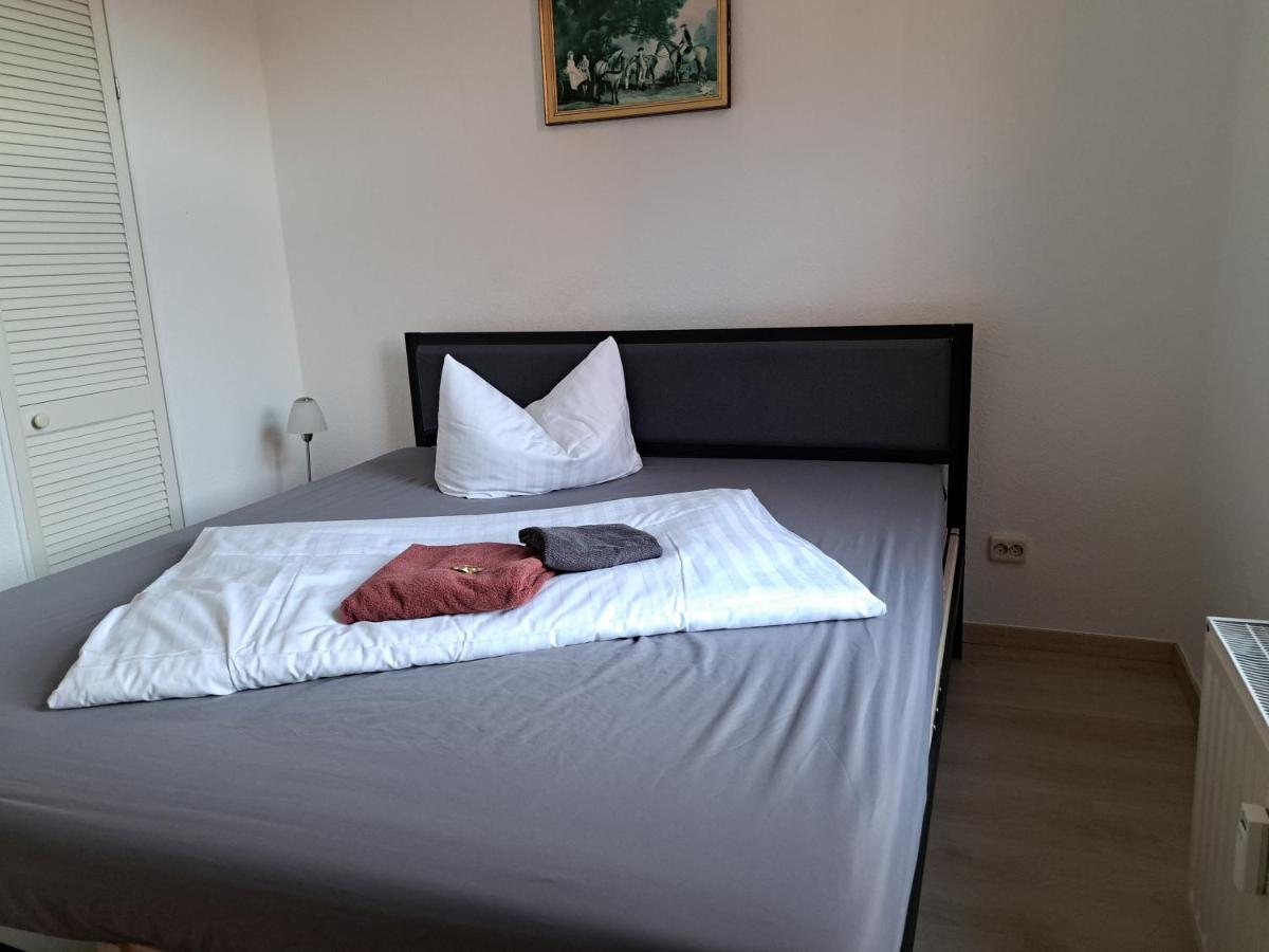 Apartment-Hotel Schillerplatz Wittenberge Esterno foto