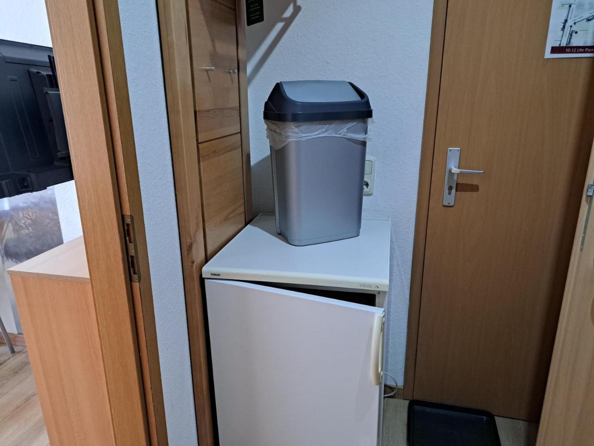 Apartment-Hotel Schillerplatz Wittenberge Esterno foto